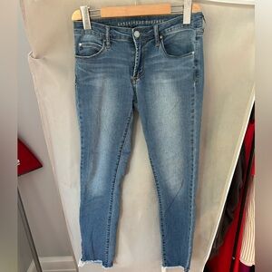 Articles Of Society Blue Mid Rise Frayed Hem Ankle Skinny Jeans